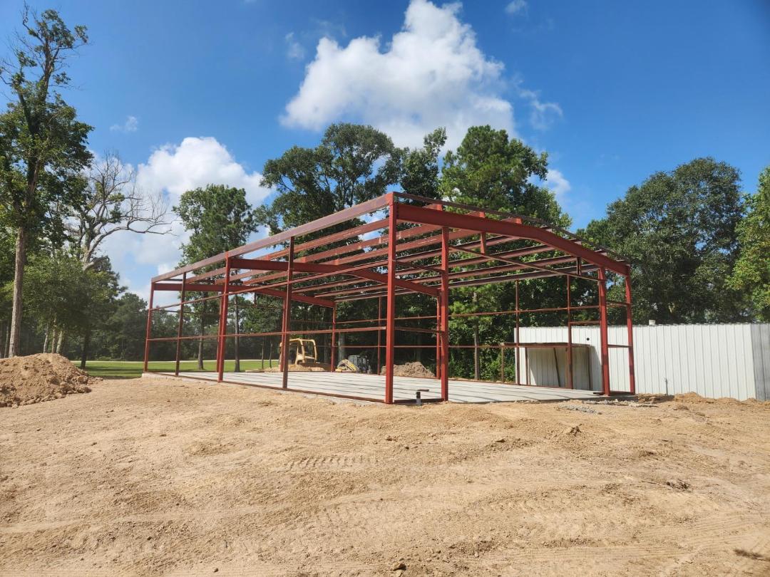 Large scale structural steel assembly fabrication for light industrial facility in Greater Houston